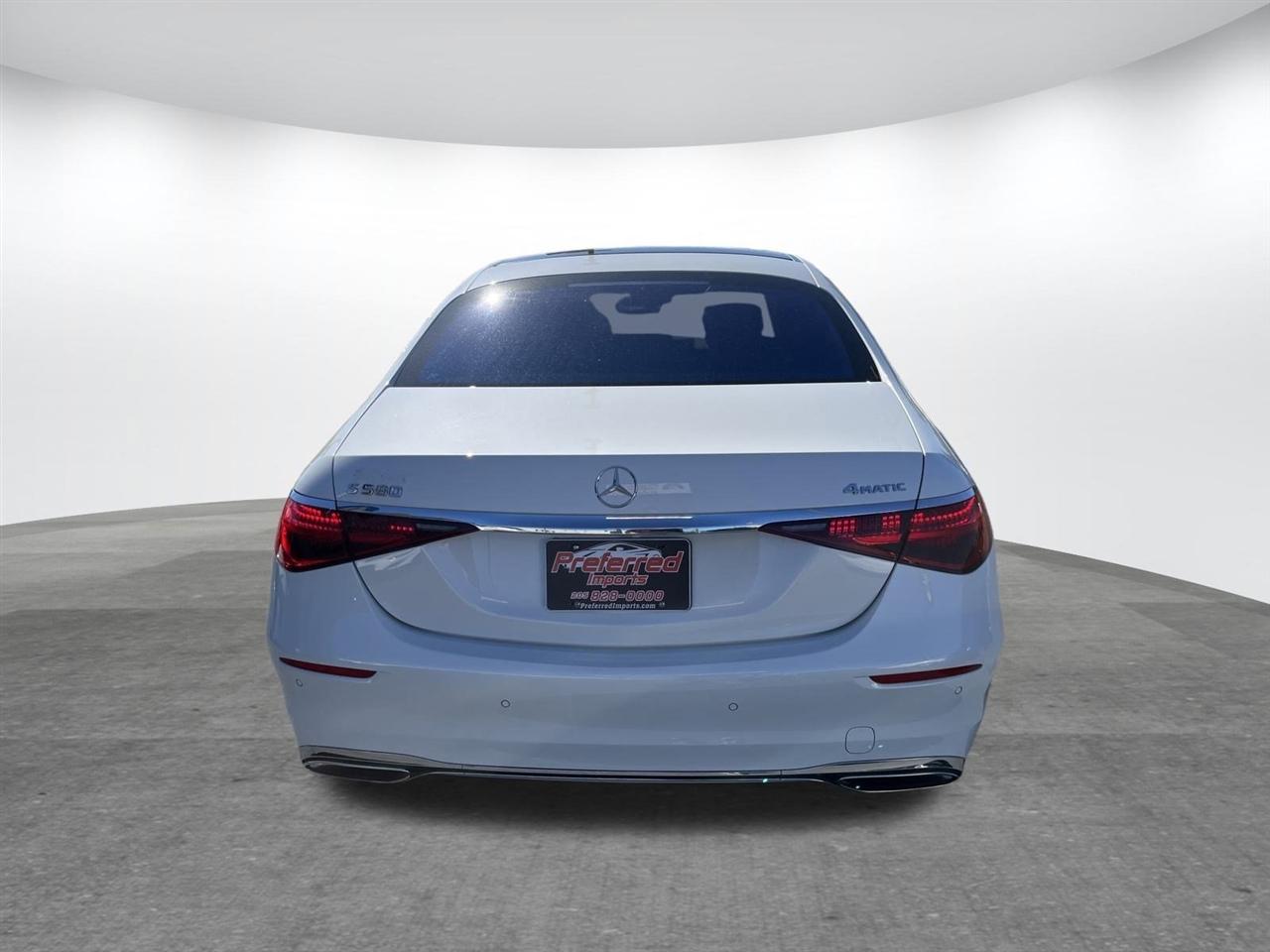 Mercedes-Benz S-Class  2024