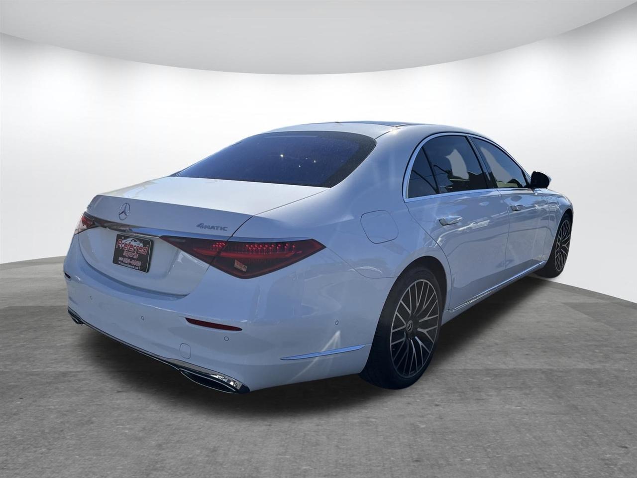 Mercedes-Benz S-Class  2024