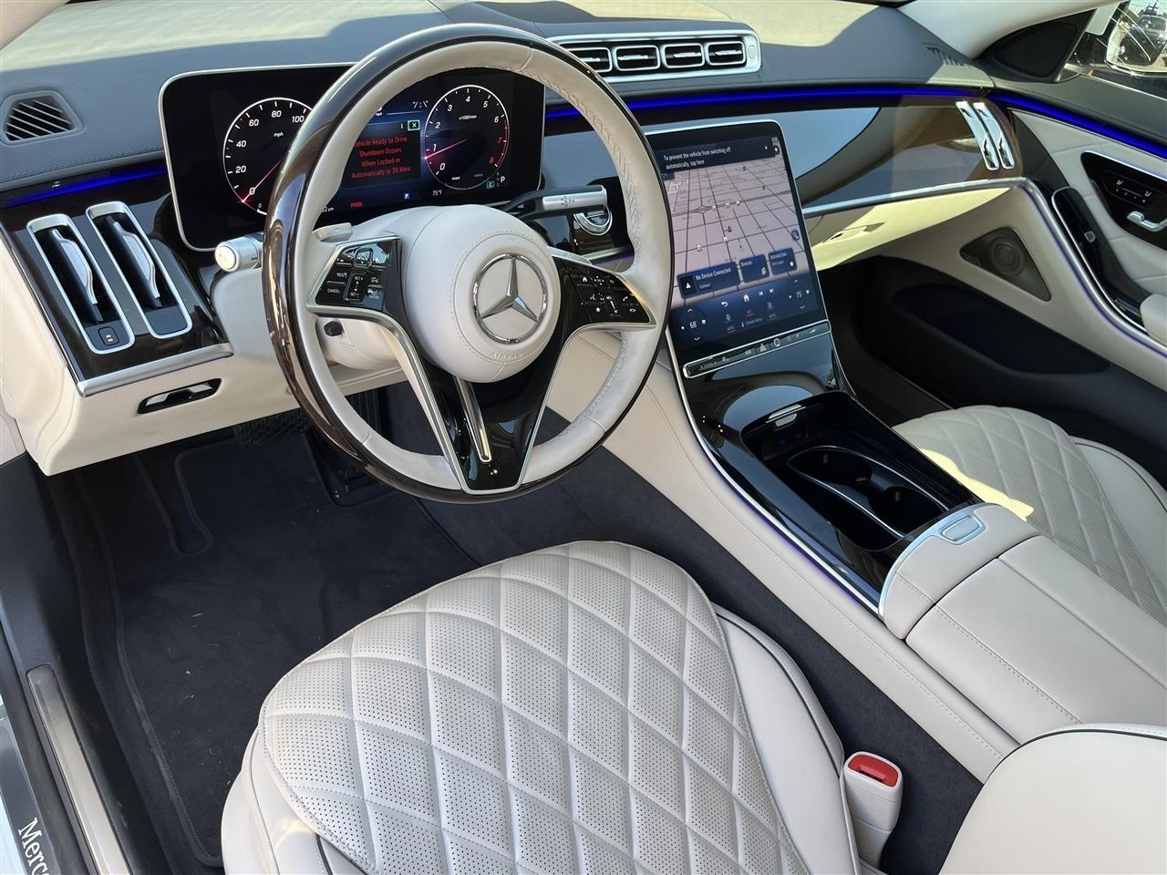 Mercedes-Benz S-Class  2024