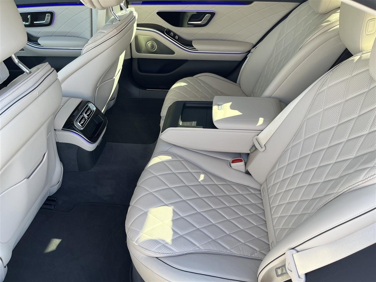 Mercedes-Benz S-Class  2024