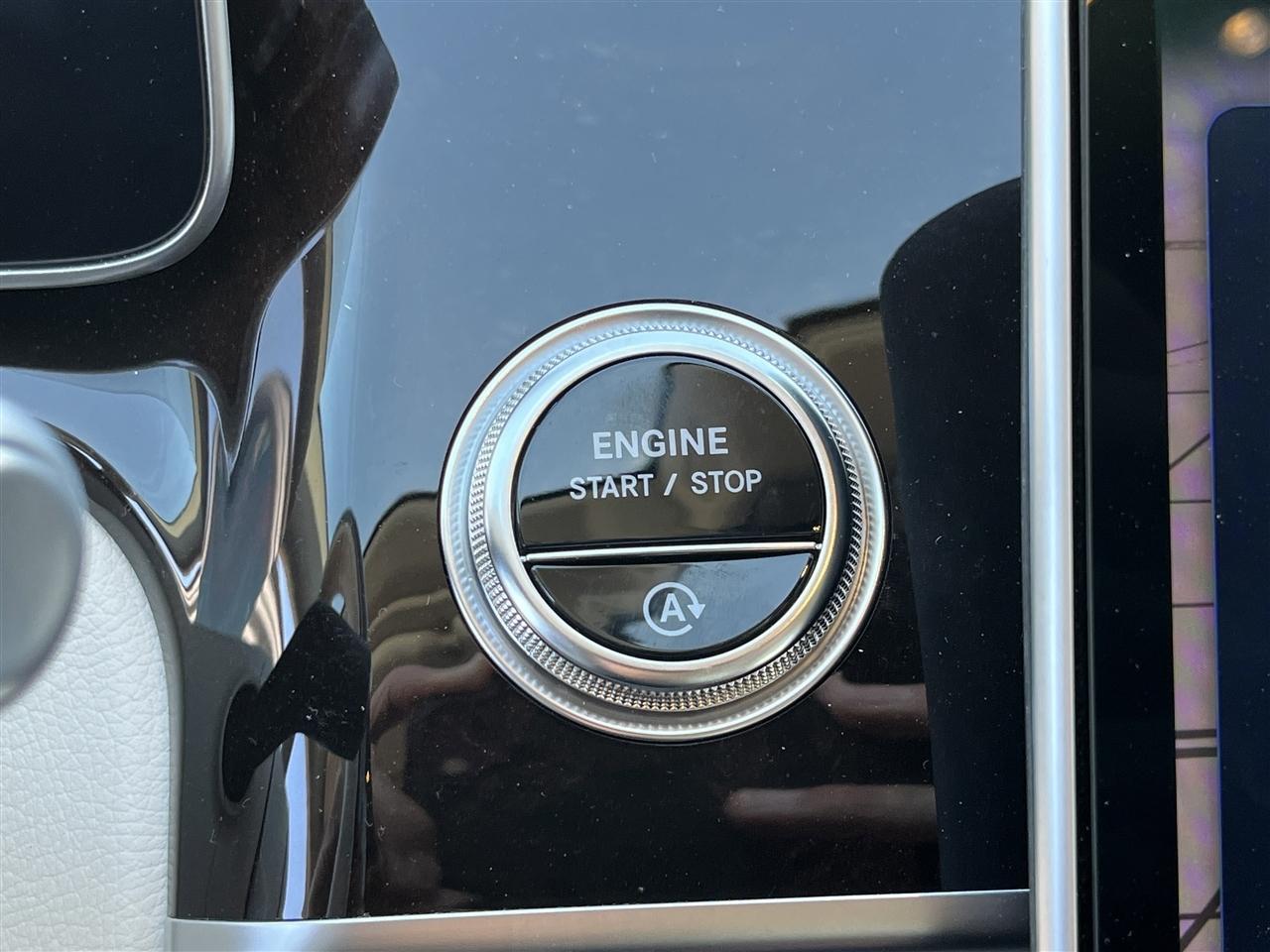 Mercedes-Benz S-Class  2024