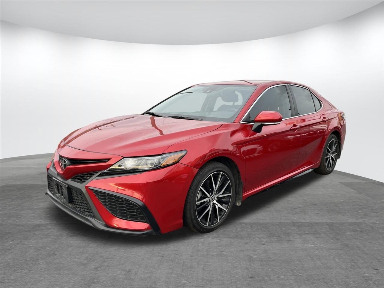 Toyota Camry  2021