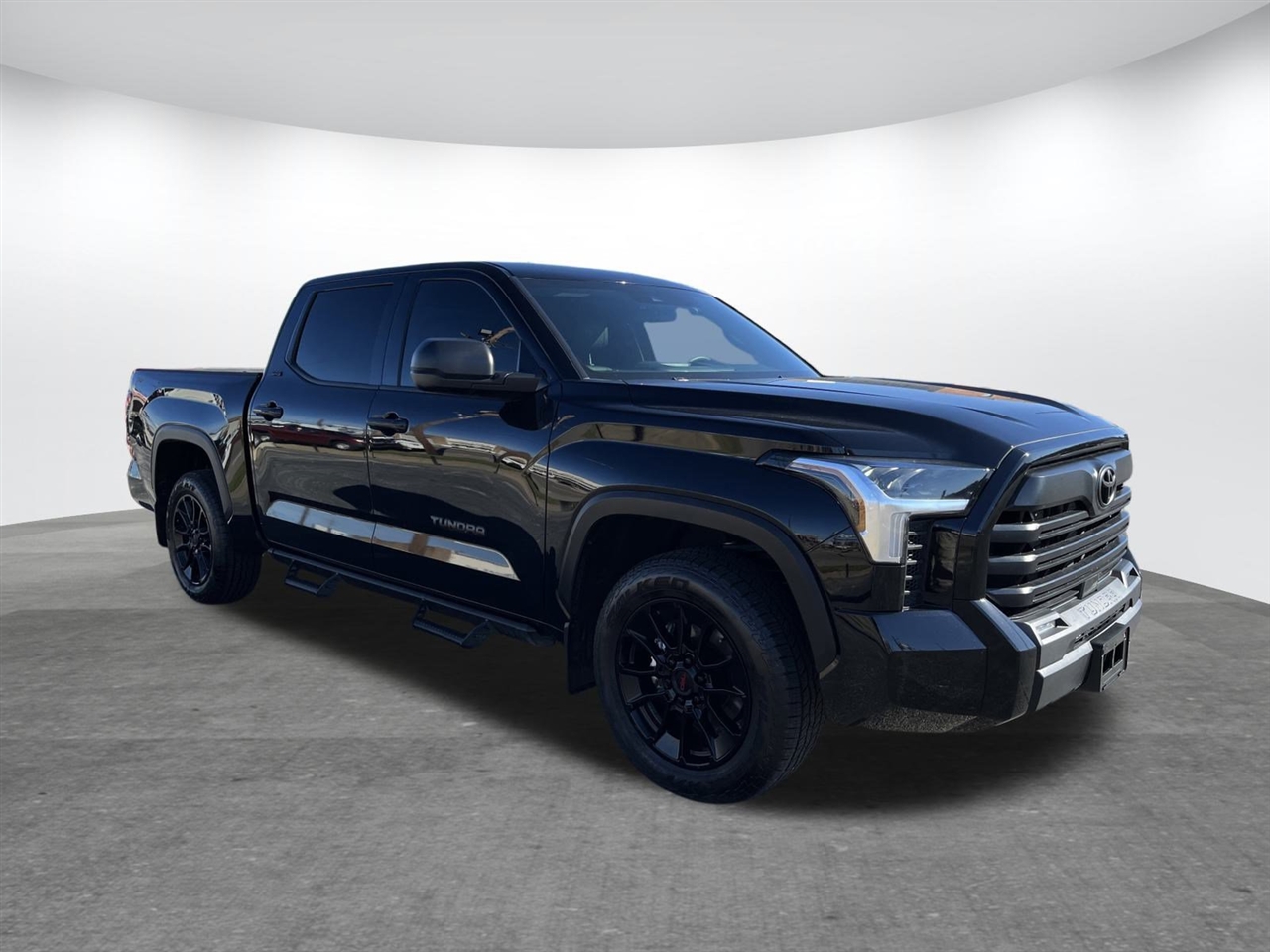 2025 Toyota Tundra 2WD SR5