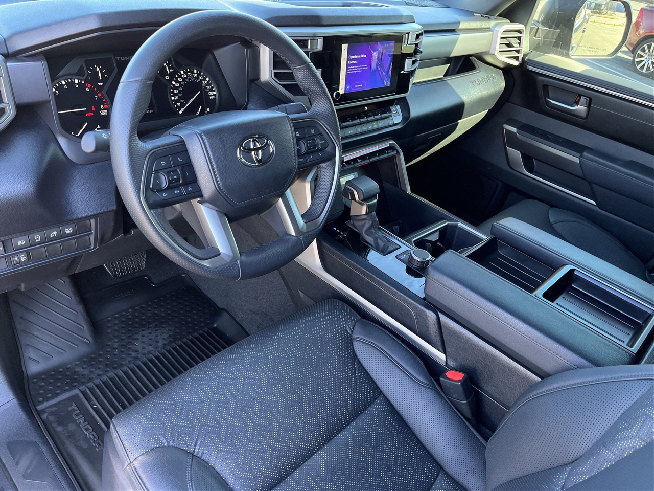 Toyota Tundra 2WD  2025