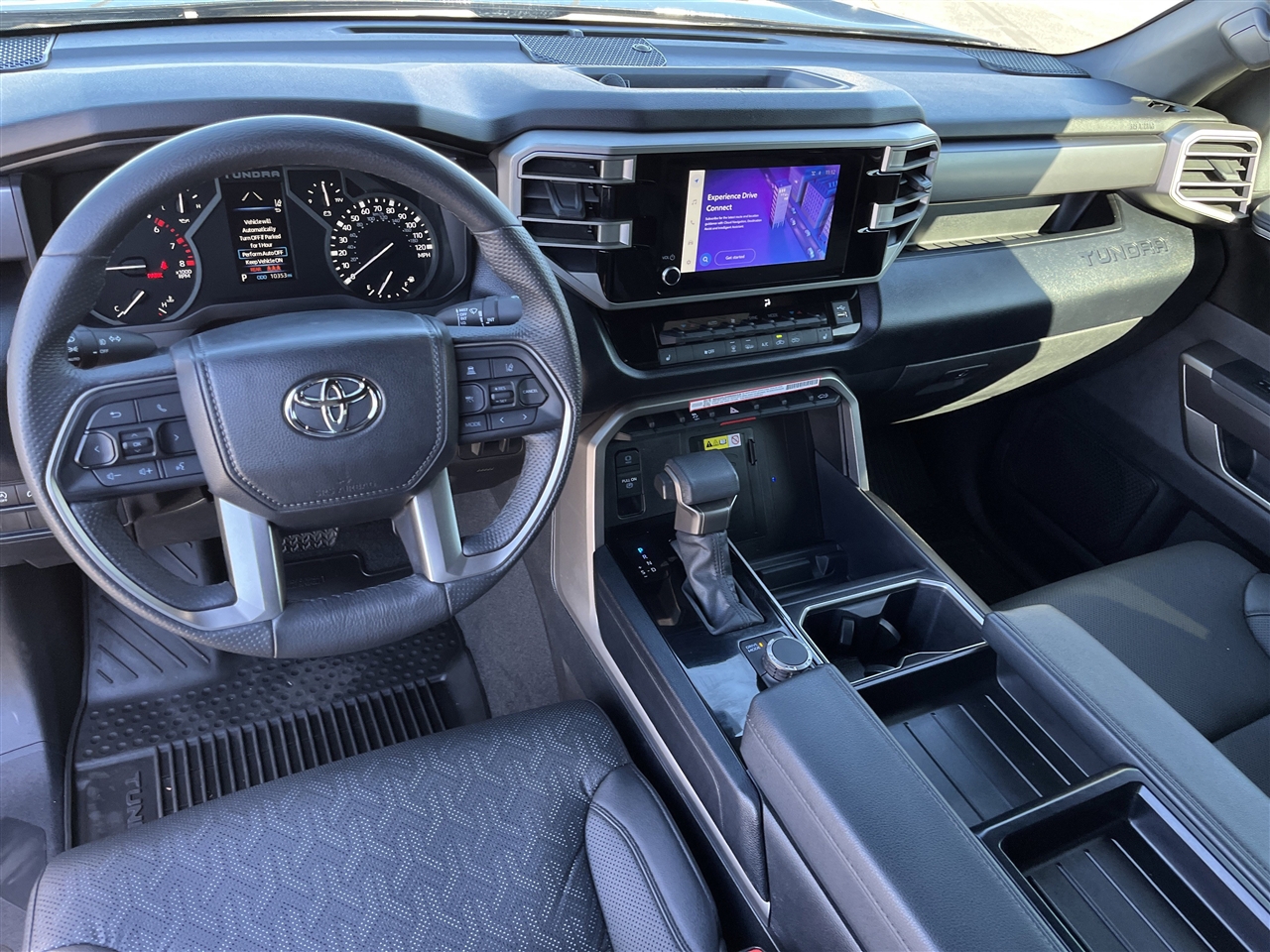 Toyota Tundra 2WD  2025