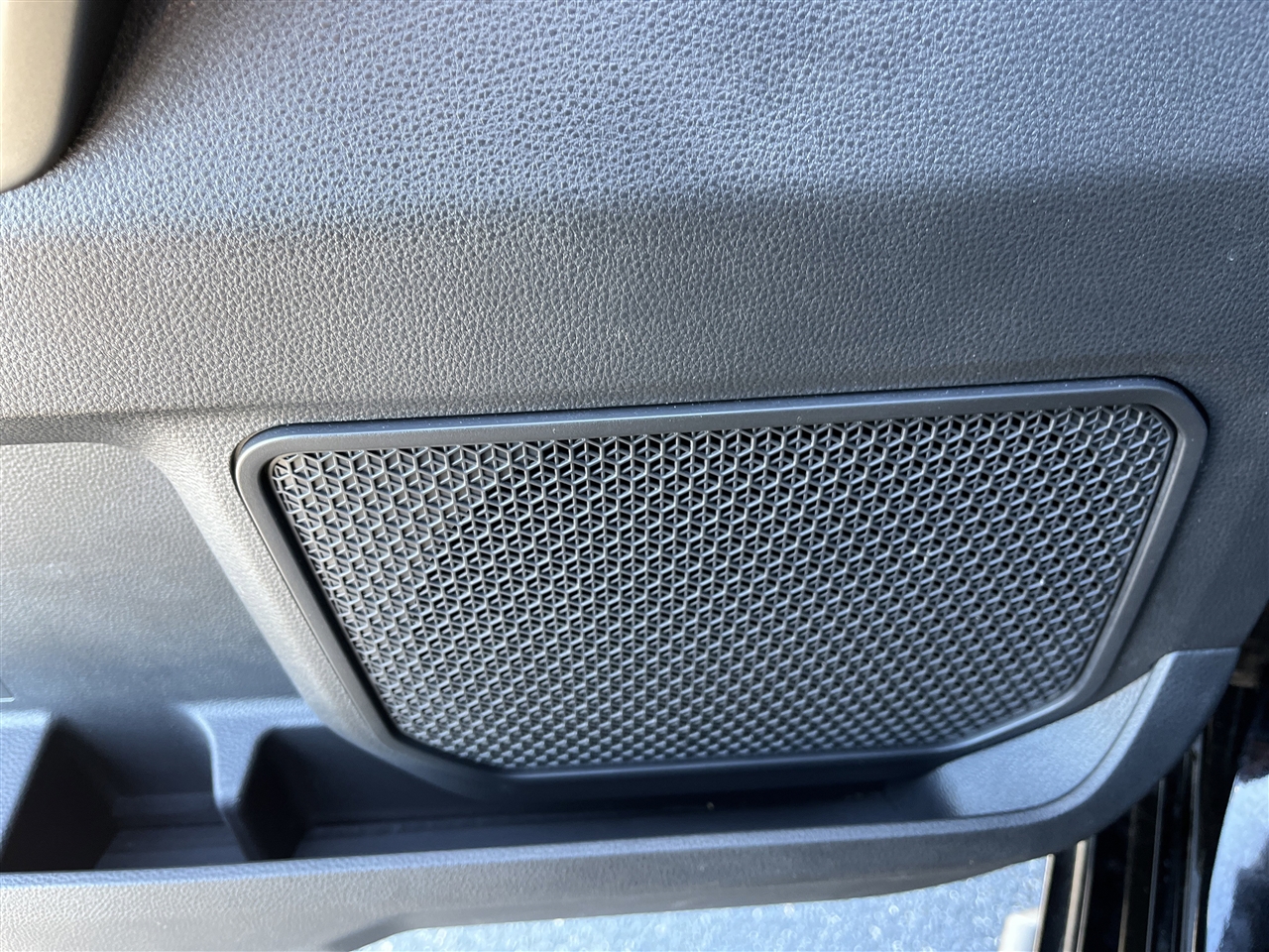 Toyota Tundra 2WD  2025