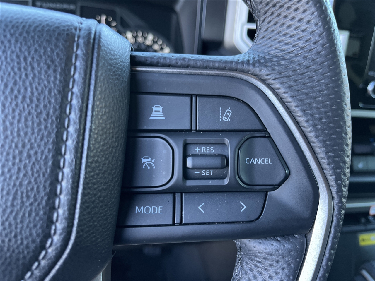 Toyota Tundra 2WD  2025