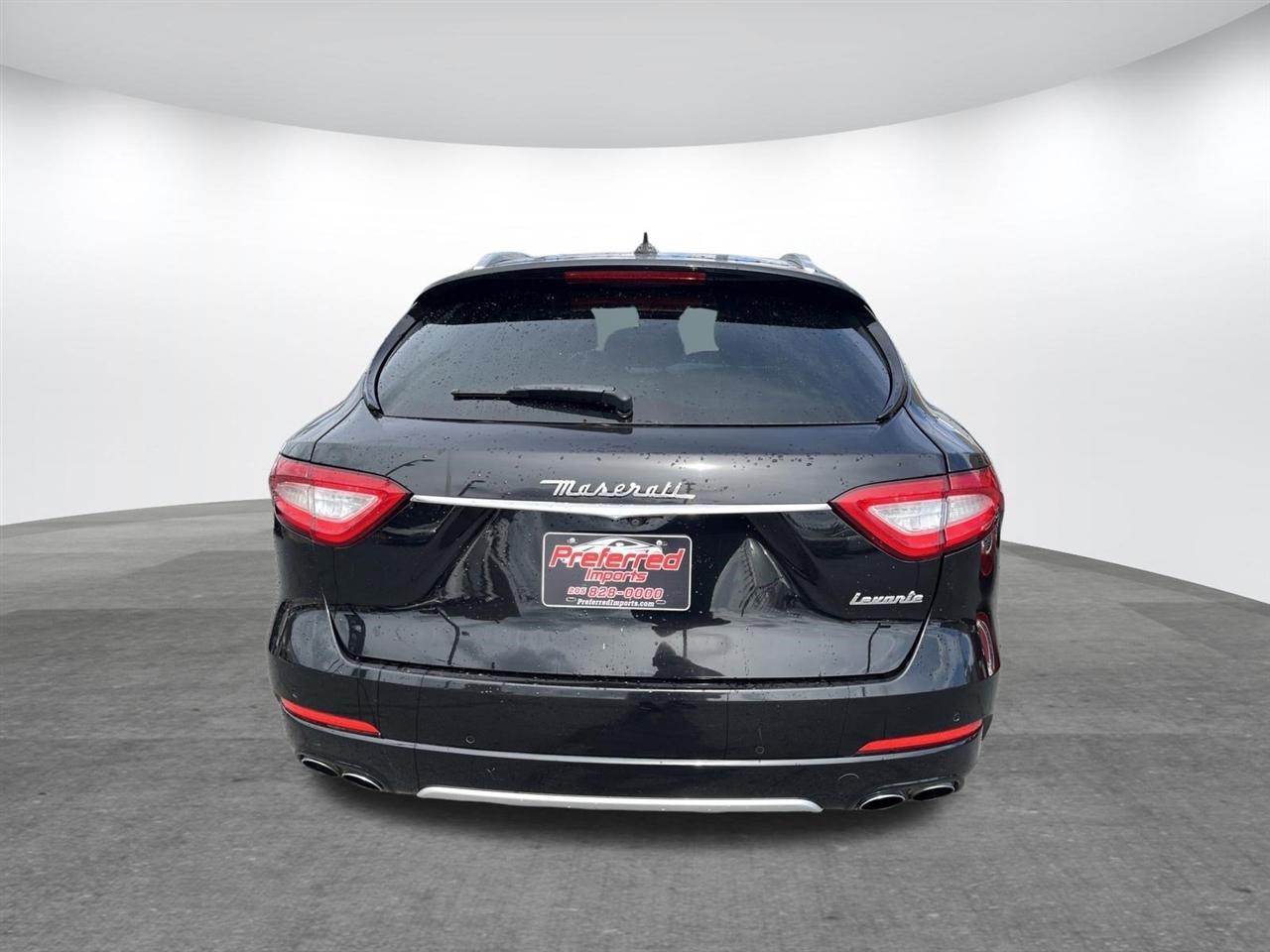 Maserati Levante  2017