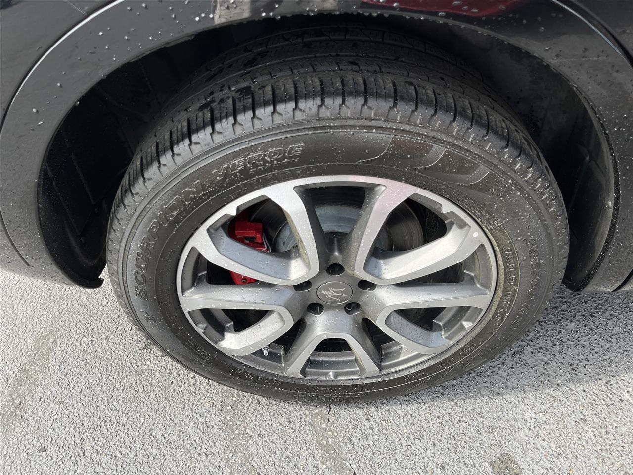 Maserati Levante  2017