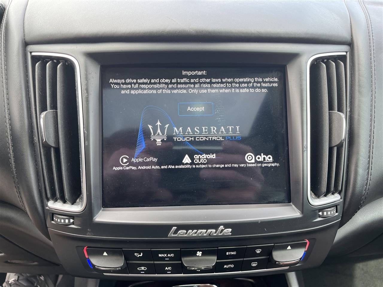 Maserati Levante  2017