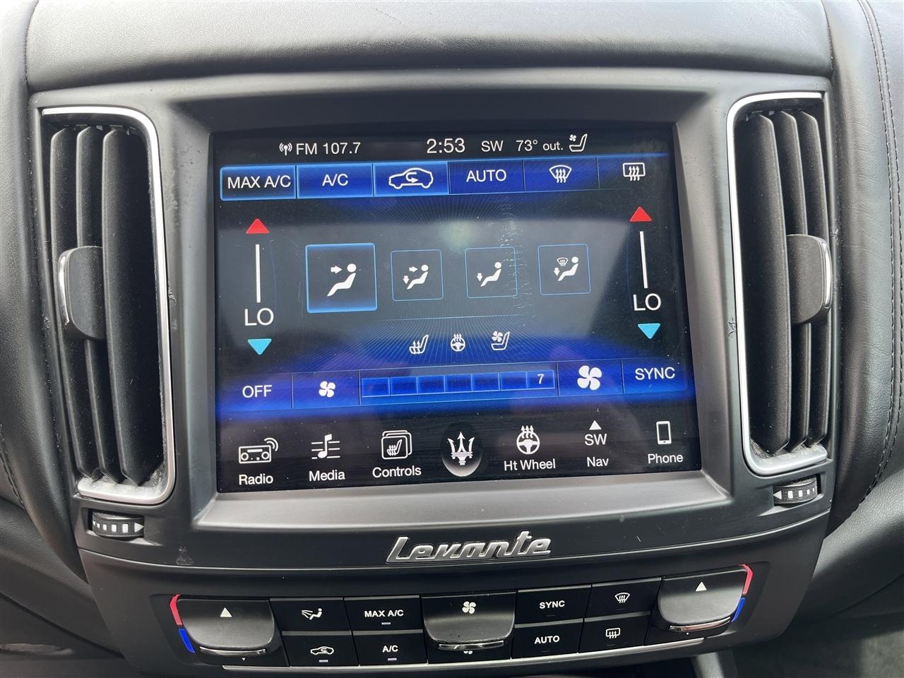 Maserati Levante  2017