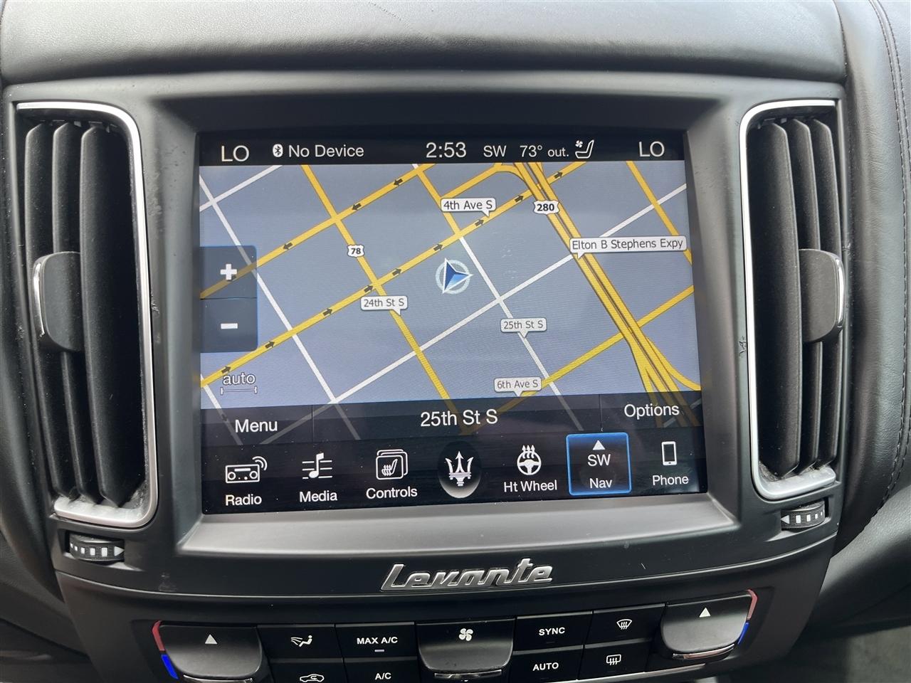 Maserati Levante  2017