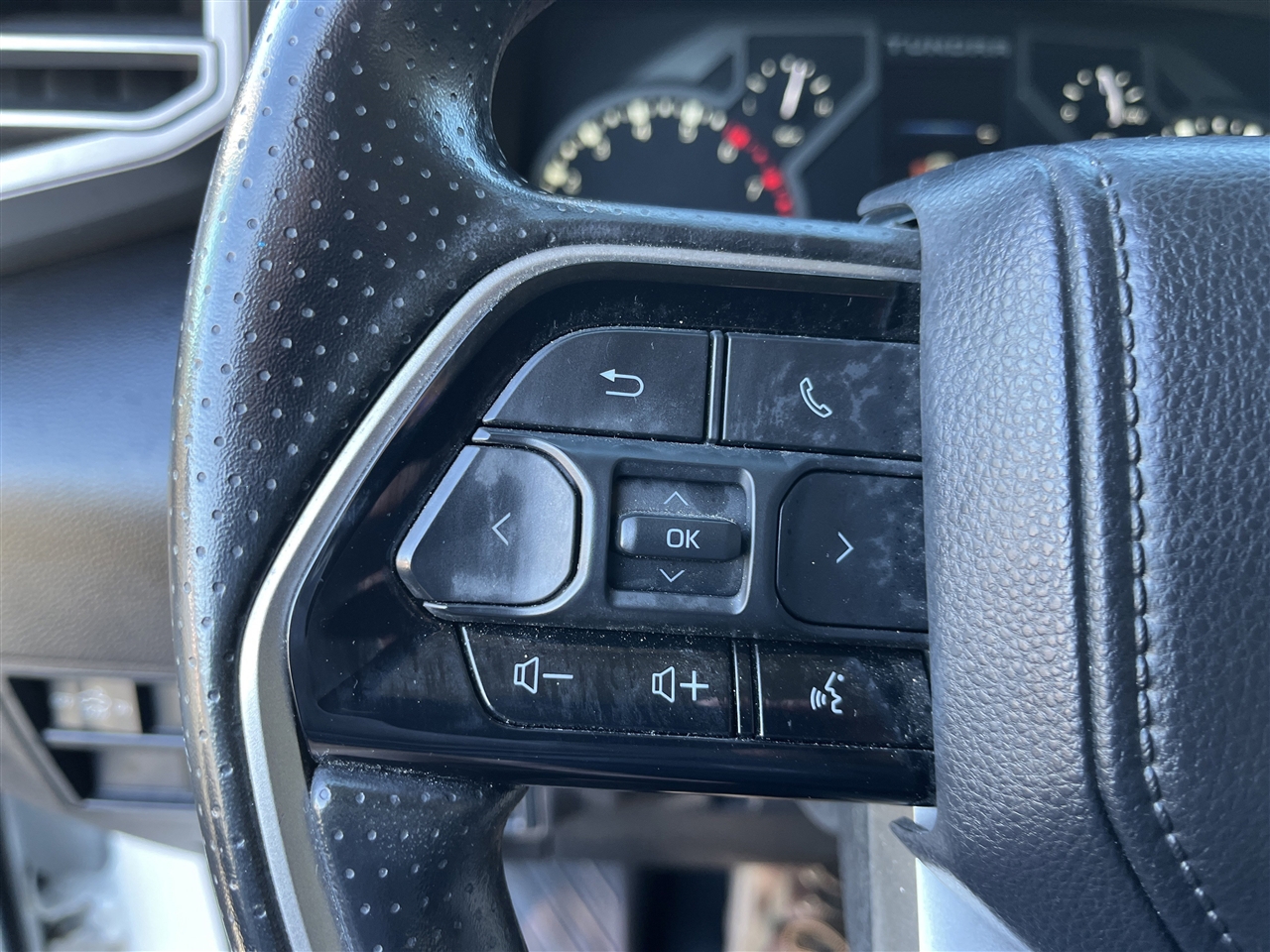 Toyota Tundra 2WD  2024