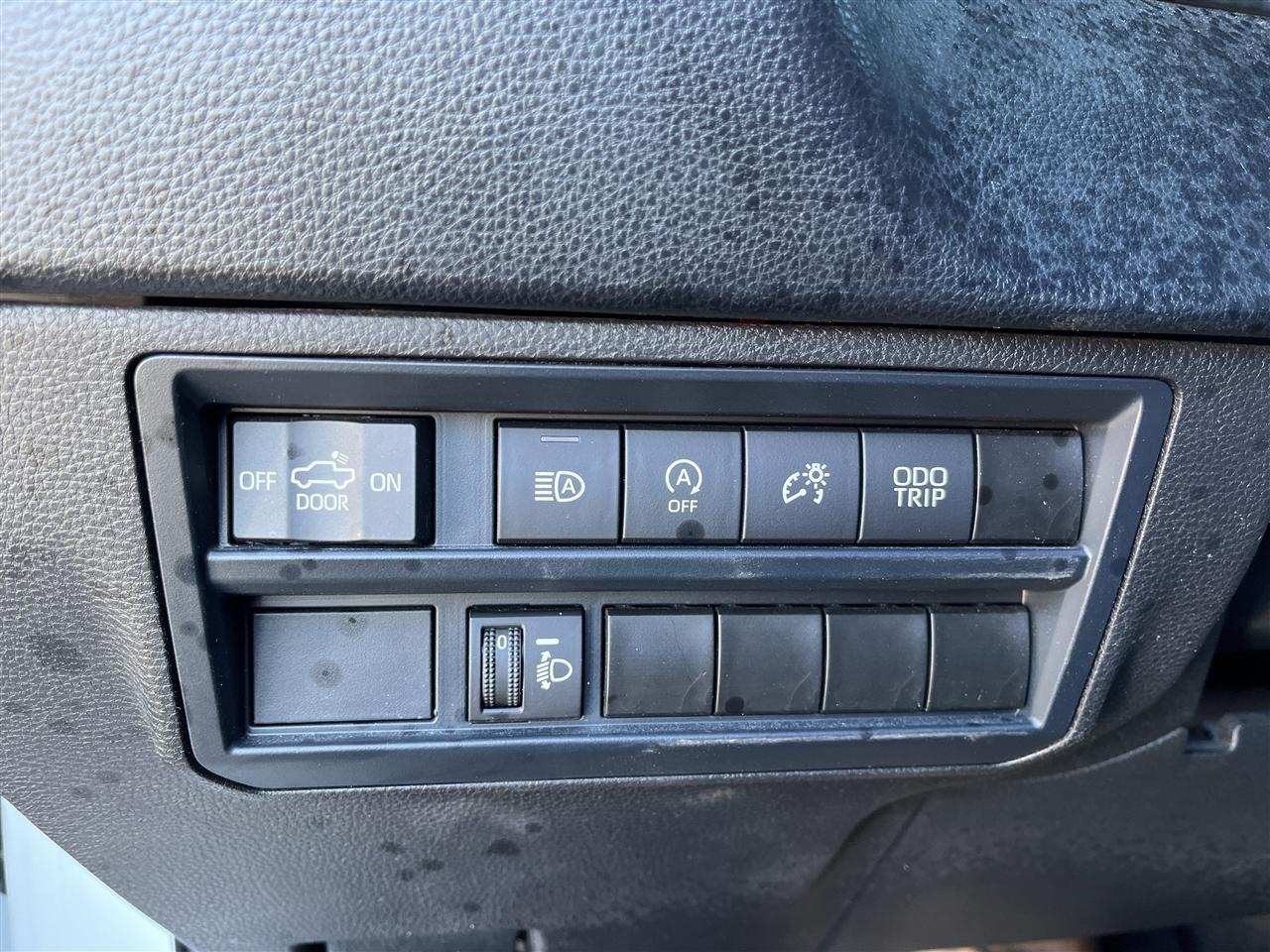 Toyota Tundra 2WD  2024