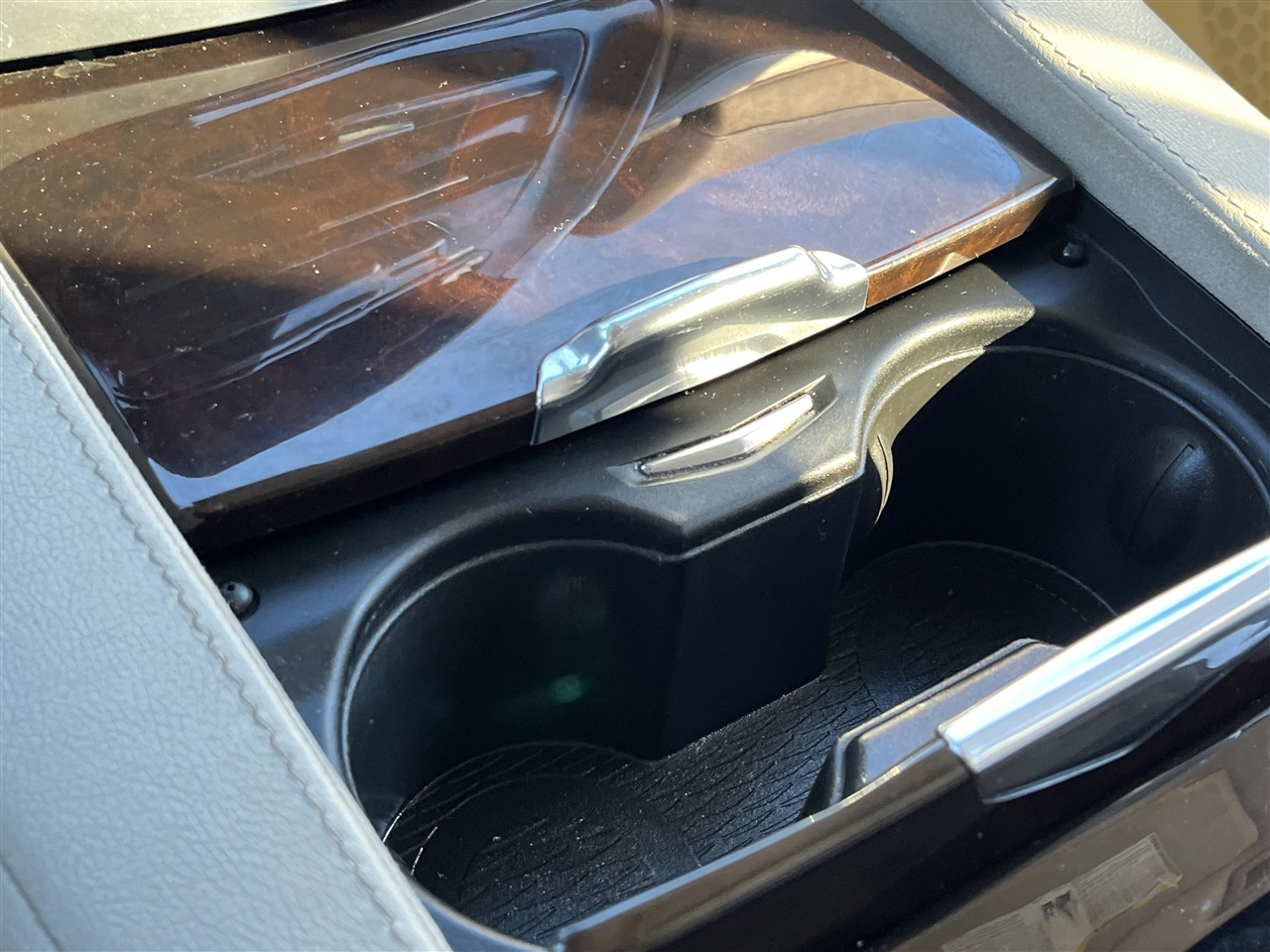 Cadillac Escalade ESV  2016