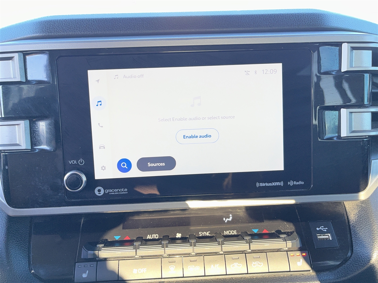 Toyota Tundra 4WD  2024