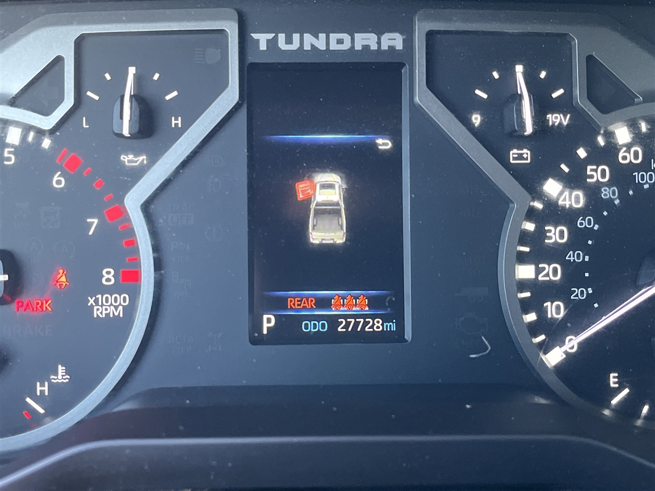 Toyota Tundra 4WD  2024