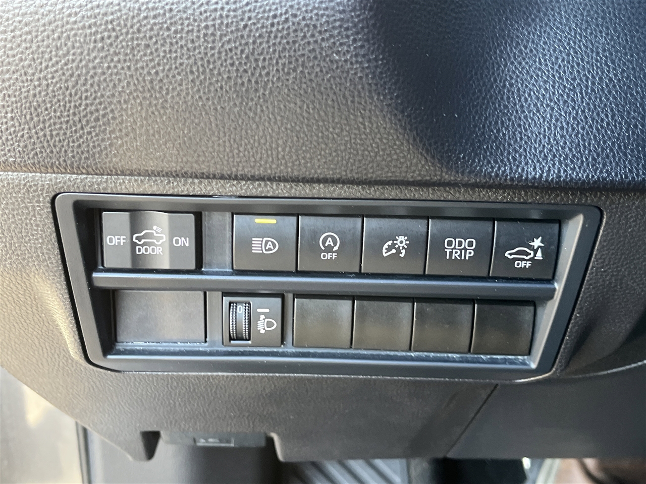 Toyota Tundra 4WD  2024