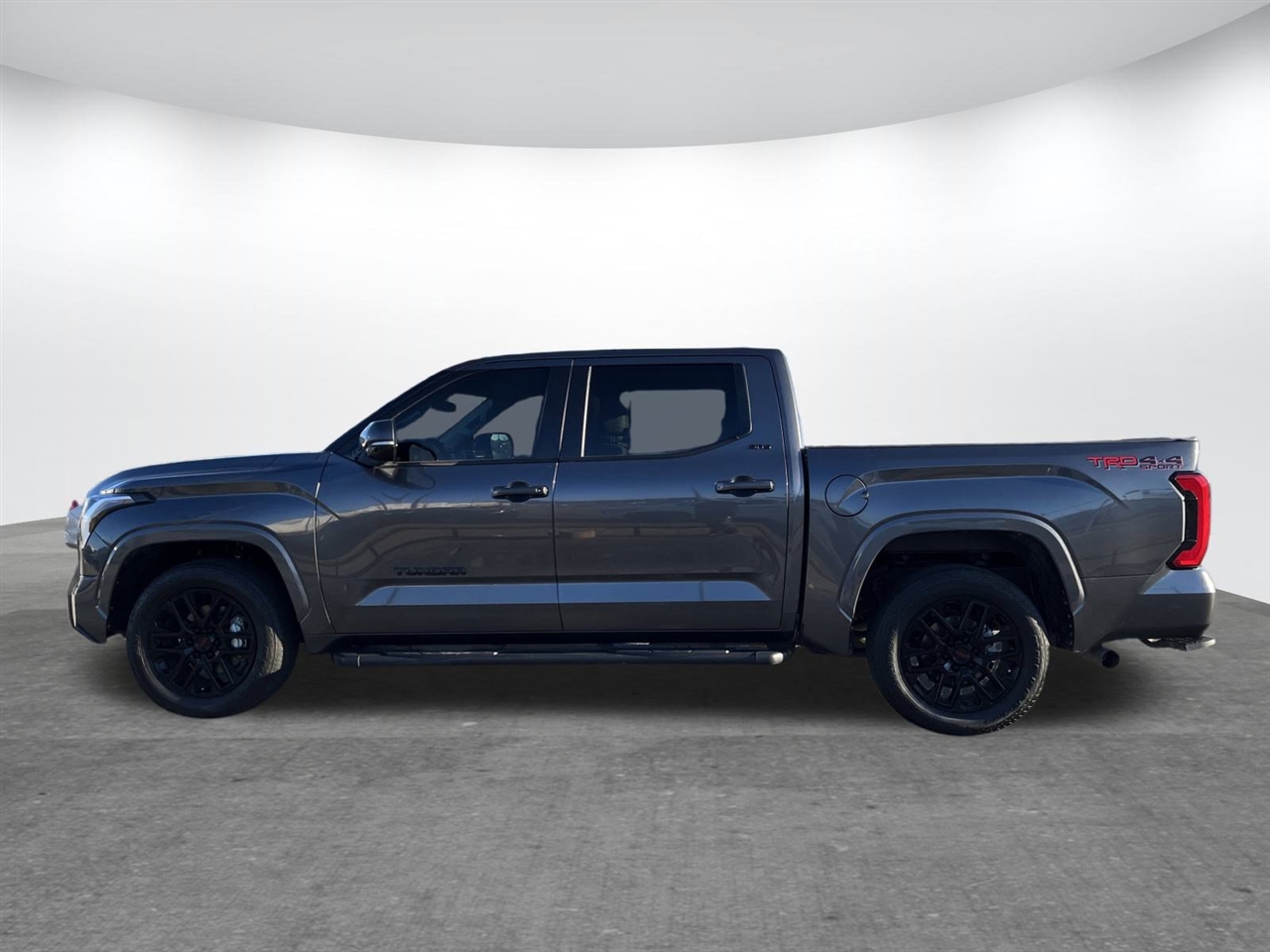 Toyota Tundra 4WD  2024