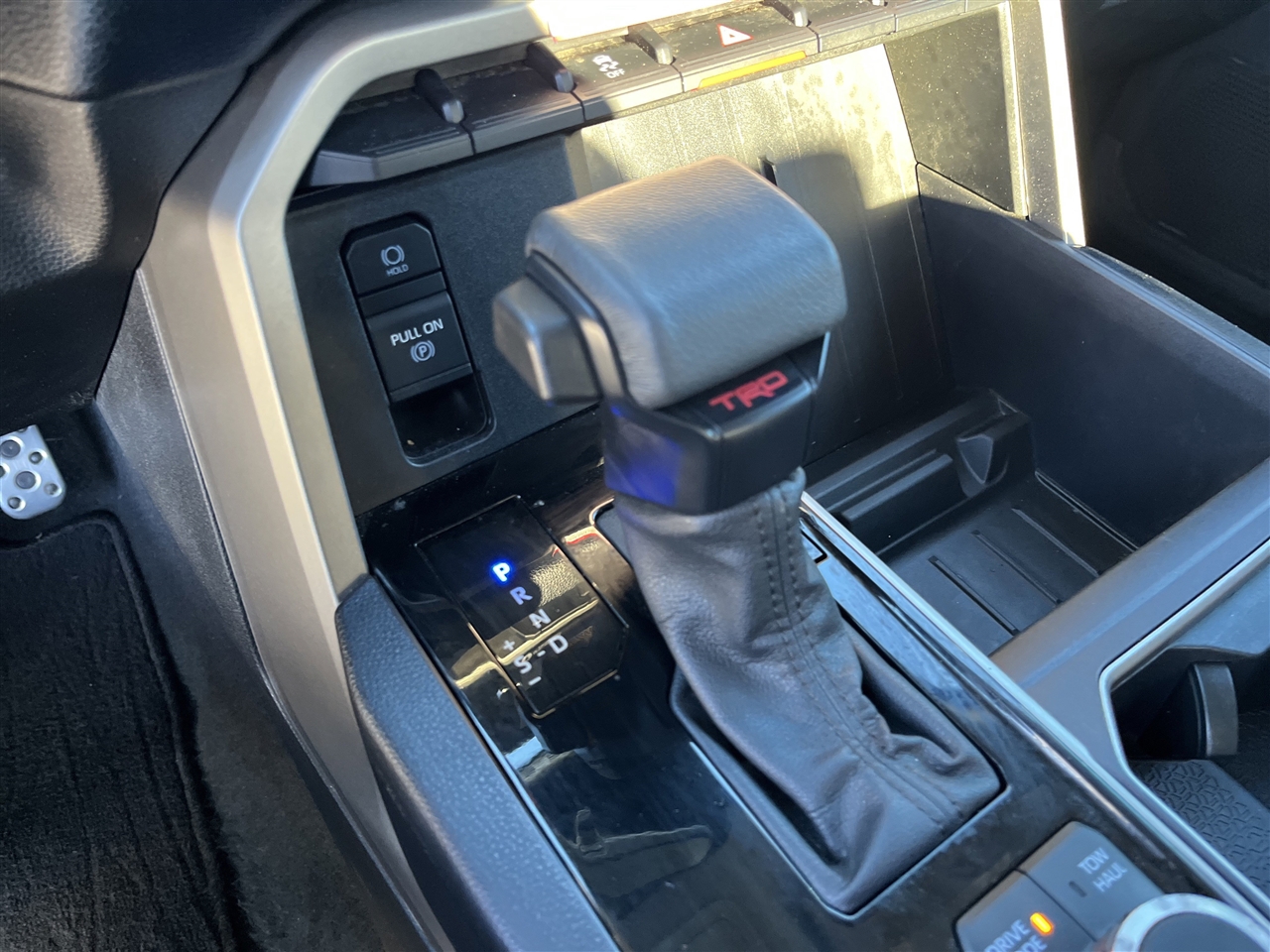 Toyota Tundra 4WD  2024