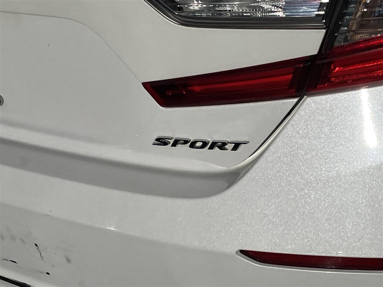 Honda Accord Sedan  2021