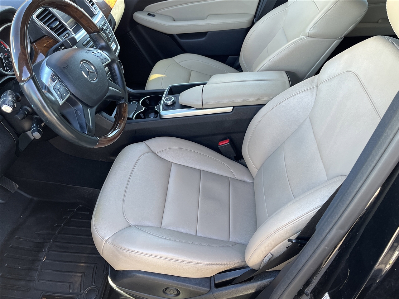 Mercedes-Benz M-Class  2015