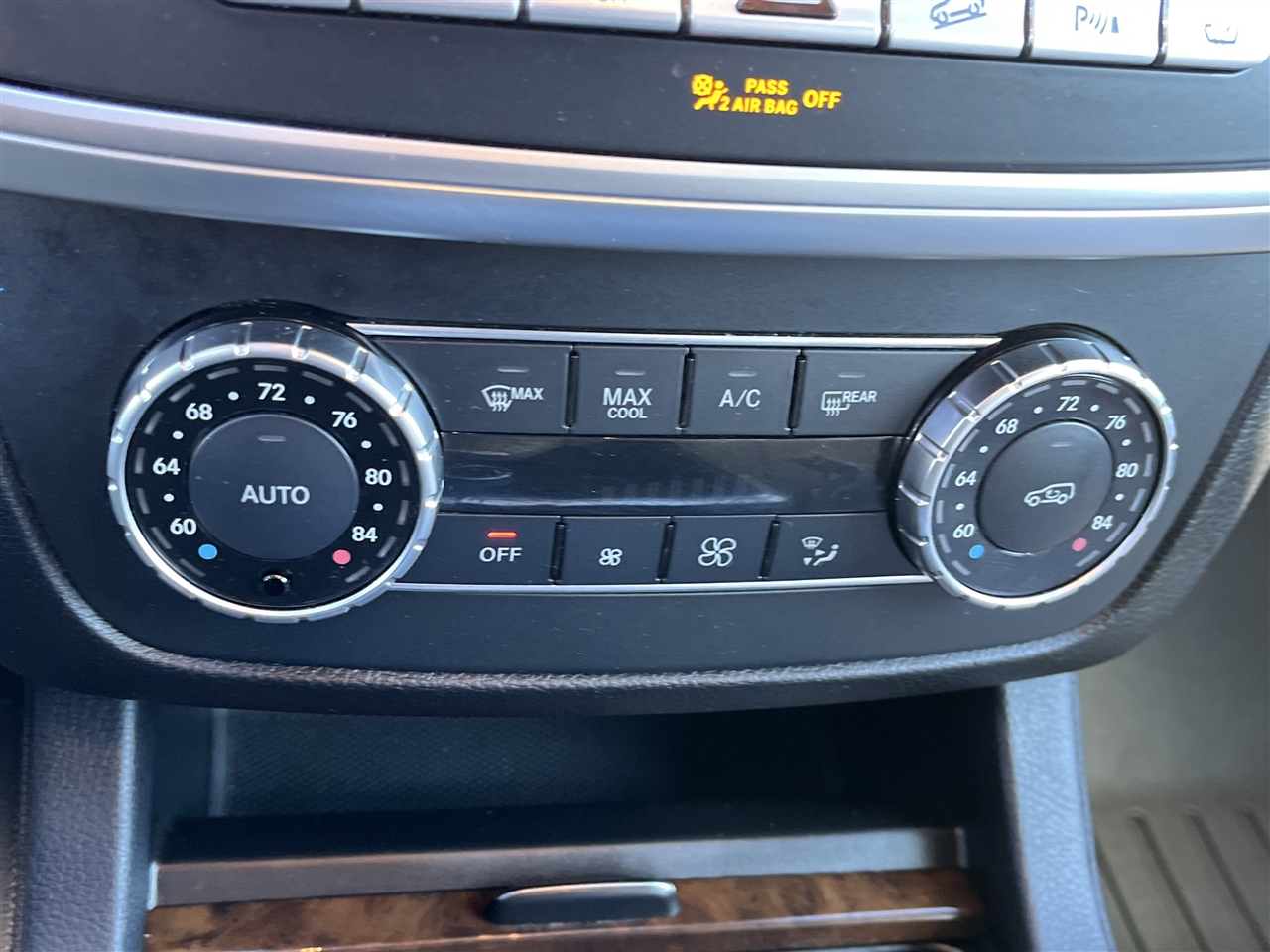 Mercedes-Benz M-Class  2015