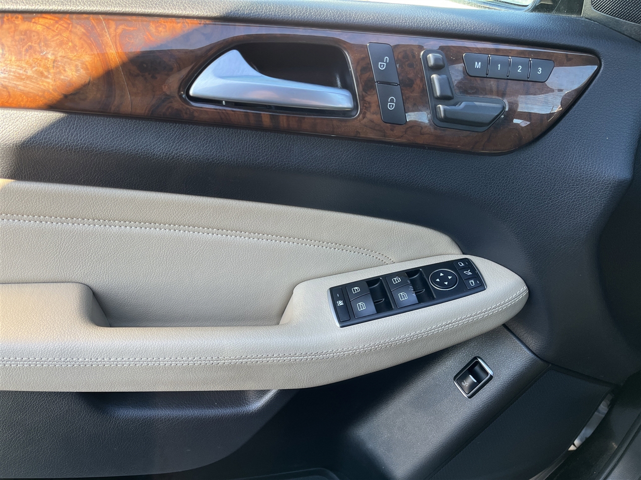 Mercedes-Benz M-Class  2015