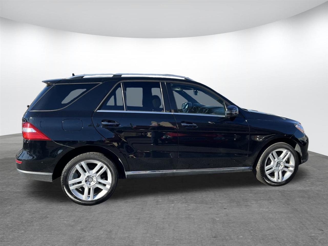 Mercedes-Benz M-Class  2015
