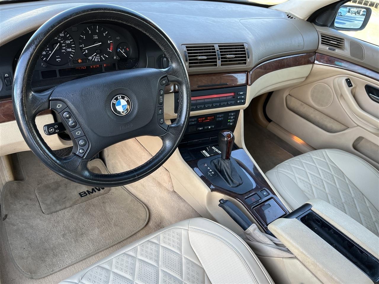 BMW 5 Series  2002