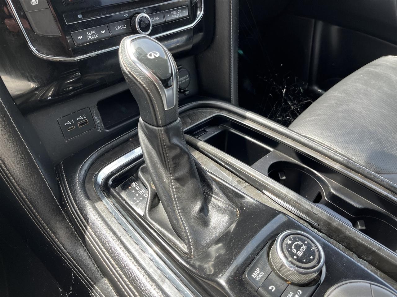 Infiniti QX80  2020
