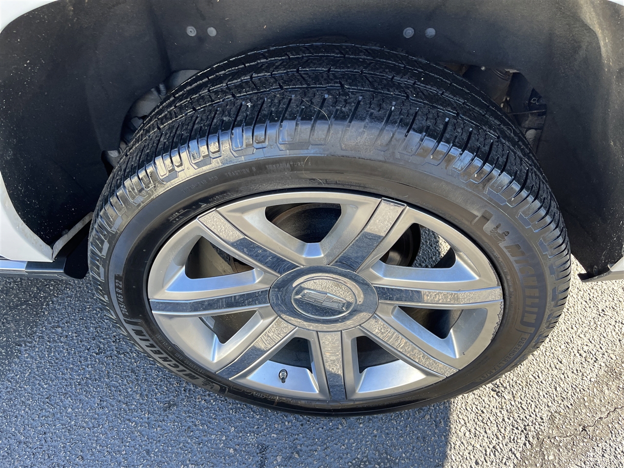 Cadillac Escalade ESV  2018