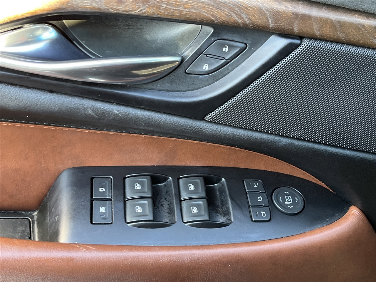 Cadillac Escalade ESV  2018