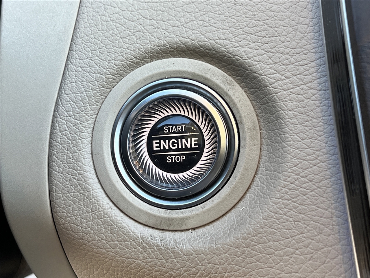 Mercedes-Benz C-Class  2019