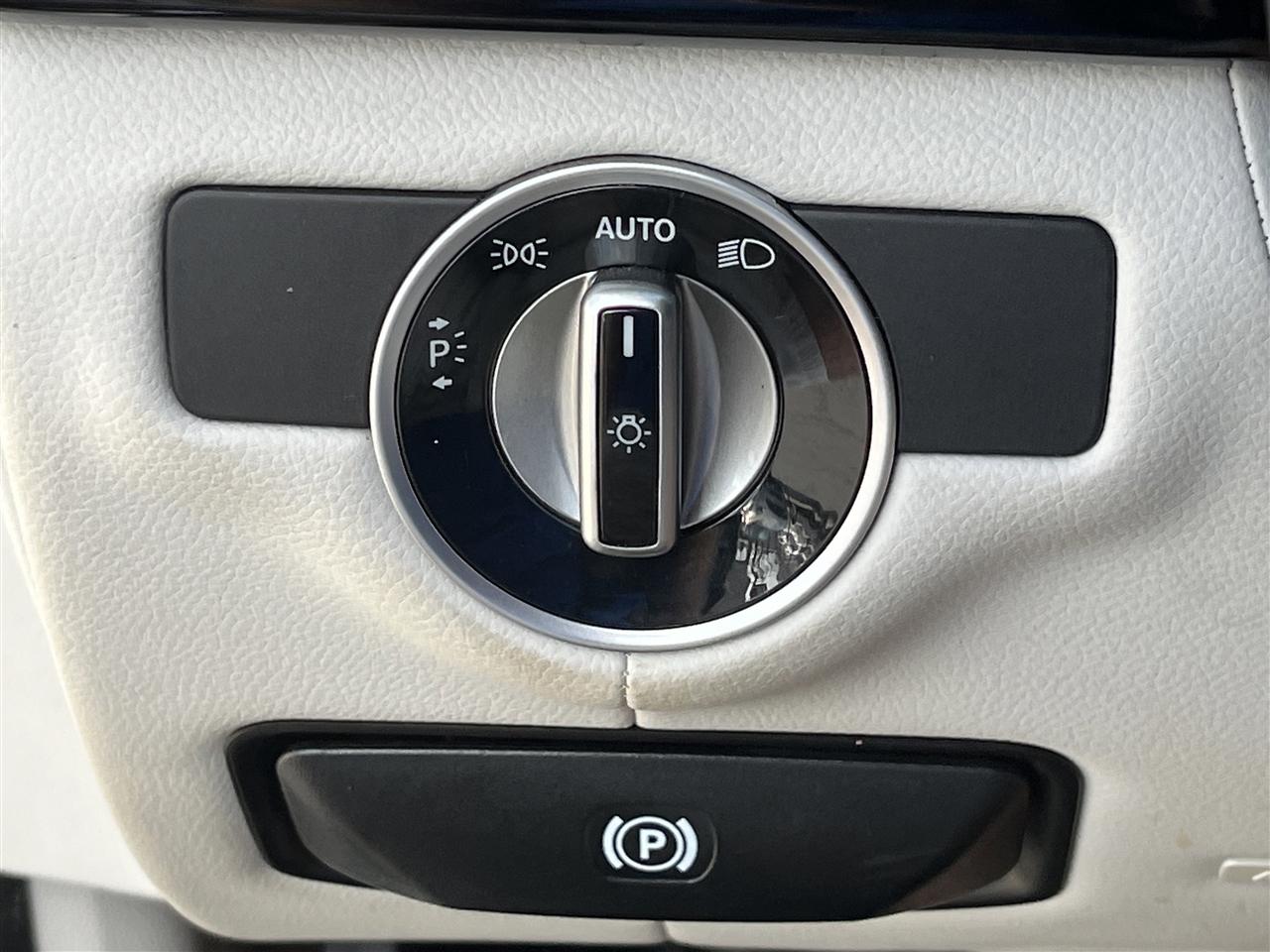 Mercedes-Benz CLS-Class  2015