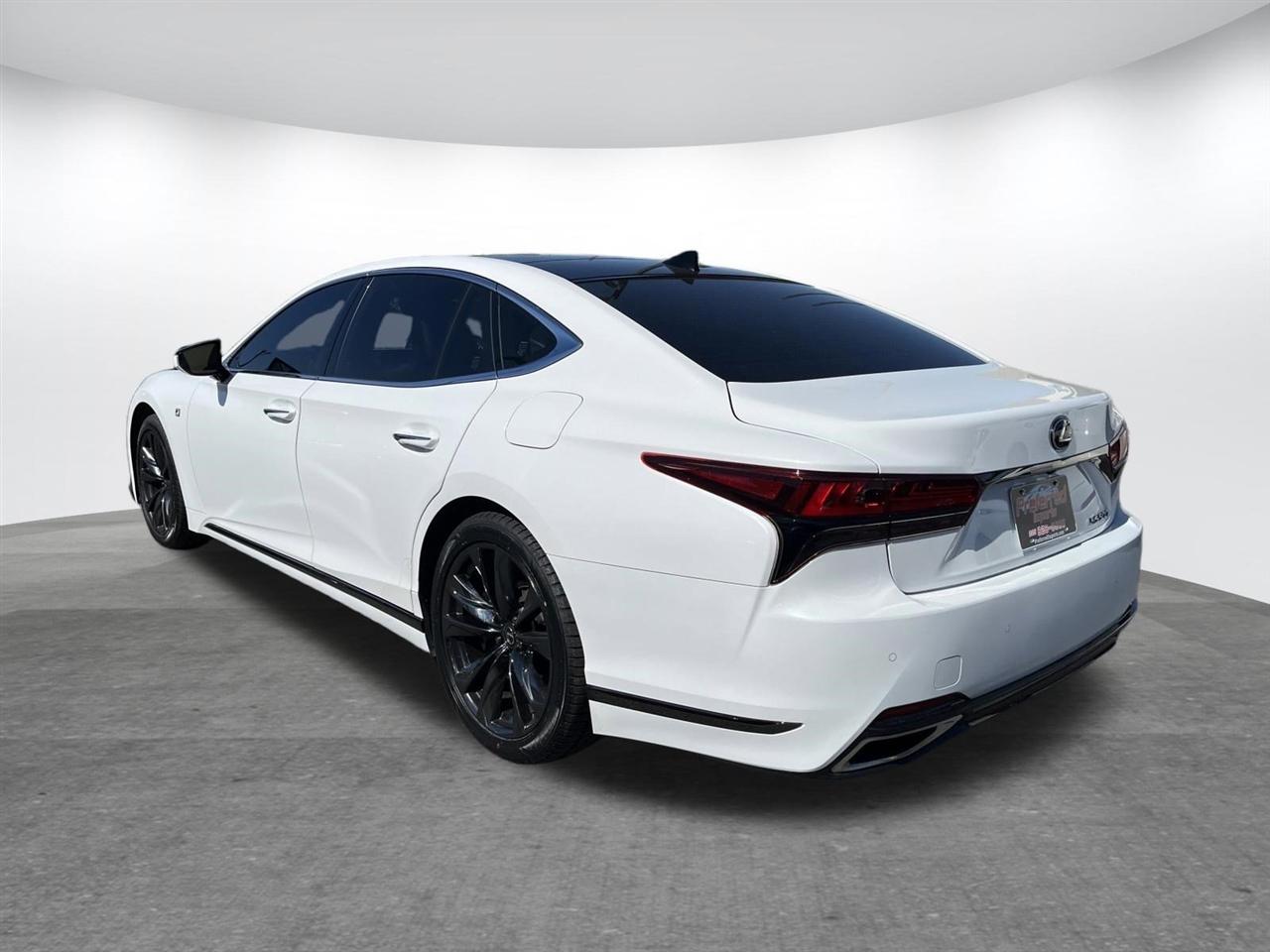 Lexus LS  2023