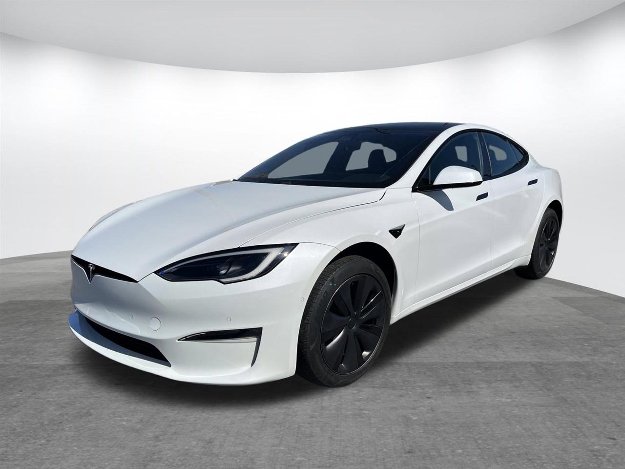 Tesla Model S  2022