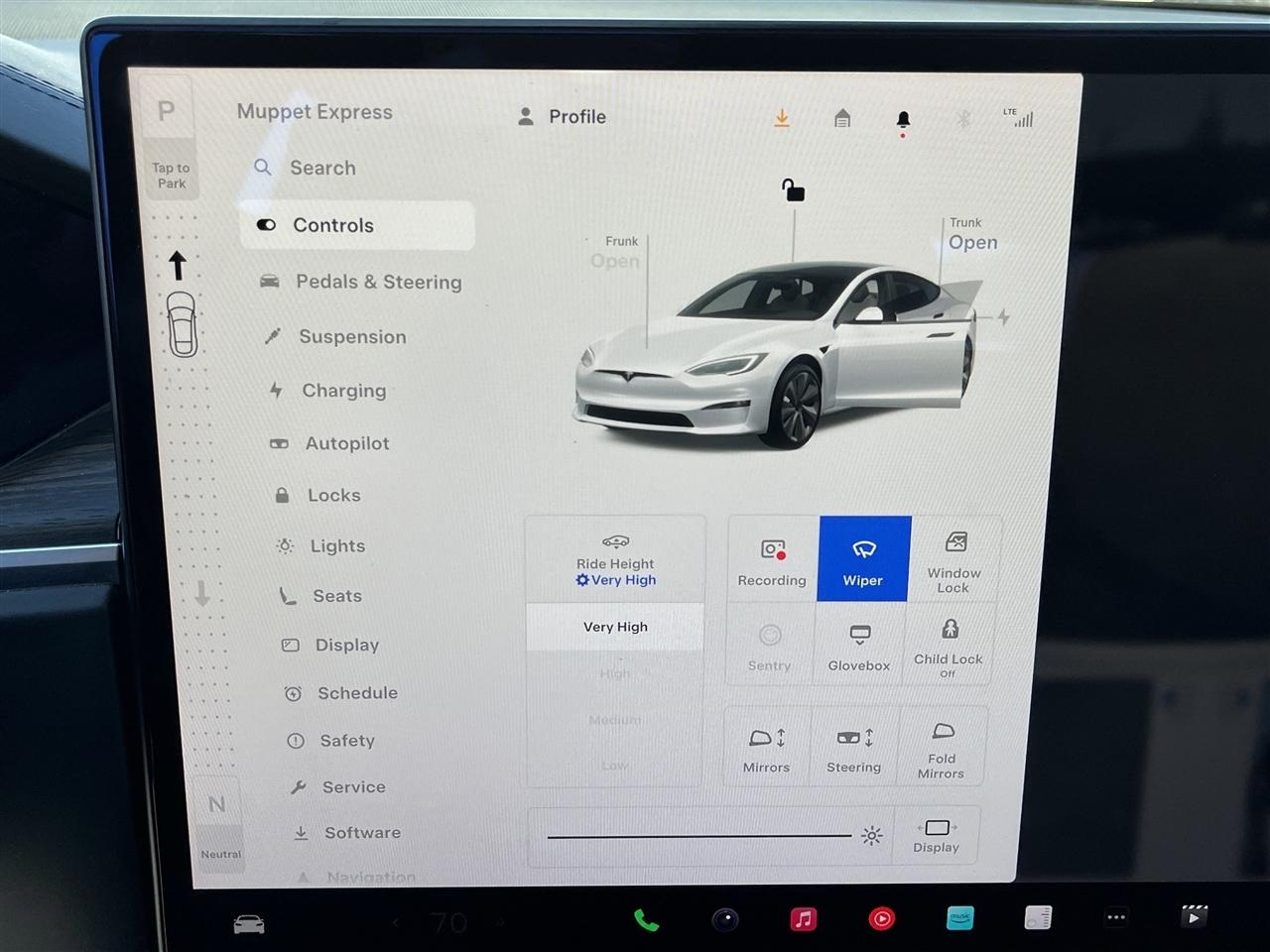 Tesla Model S  2022