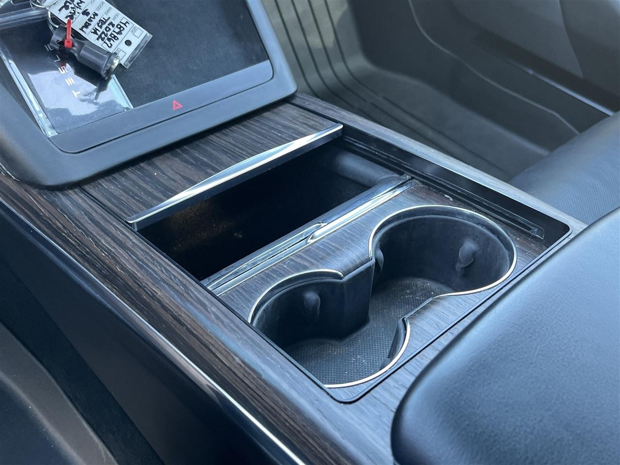 Tesla Model S  2022