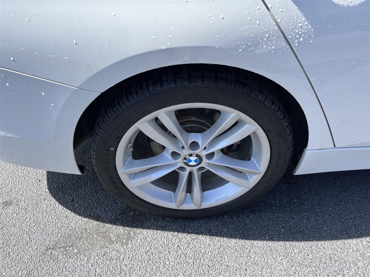 BMW 3 Series  2016