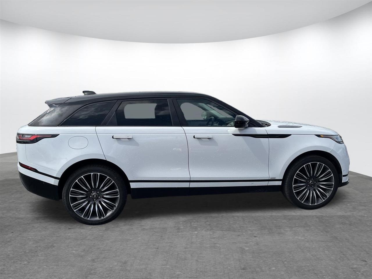 Land Rover Range Rover Velar  2018