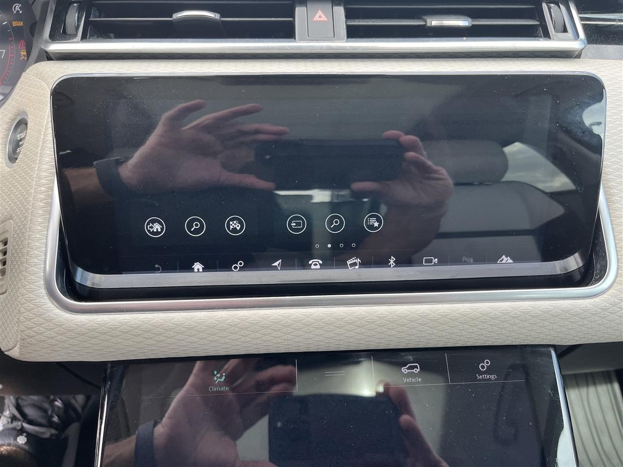 Land Rover Range Rover Velar  2018