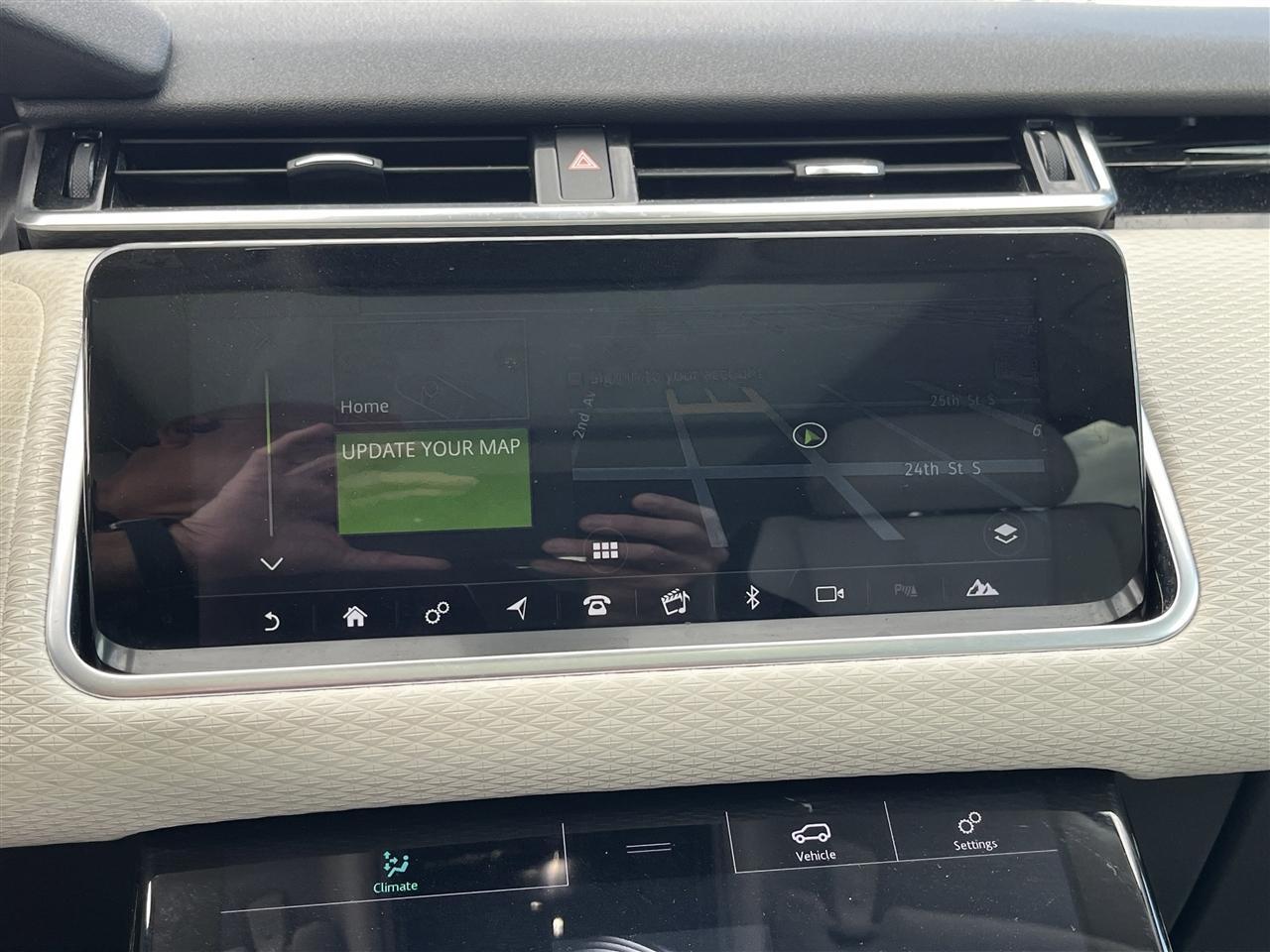 Land Rover Range Rover Velar  2018