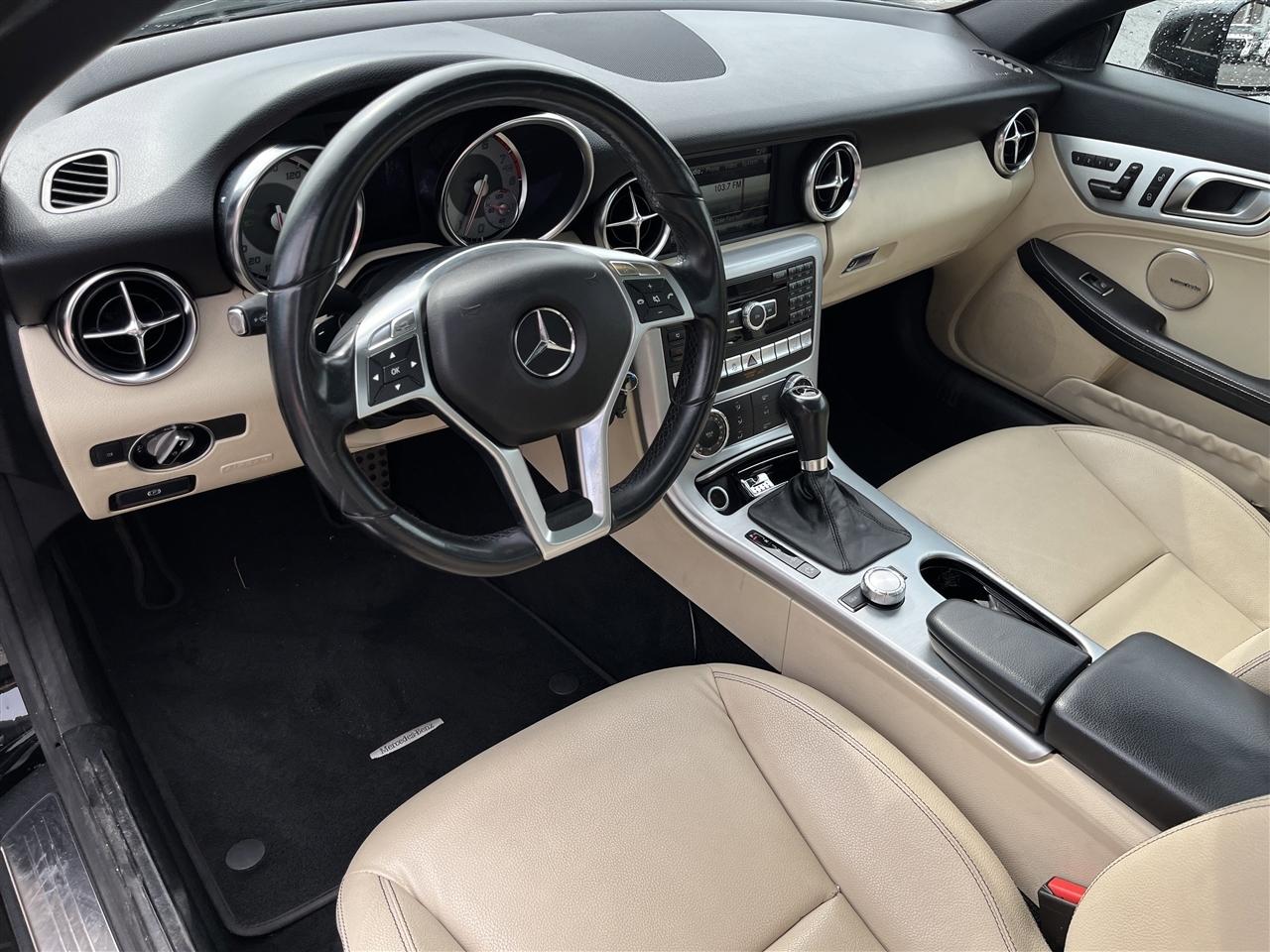 Mercedes-Benz SLK-Class  2015