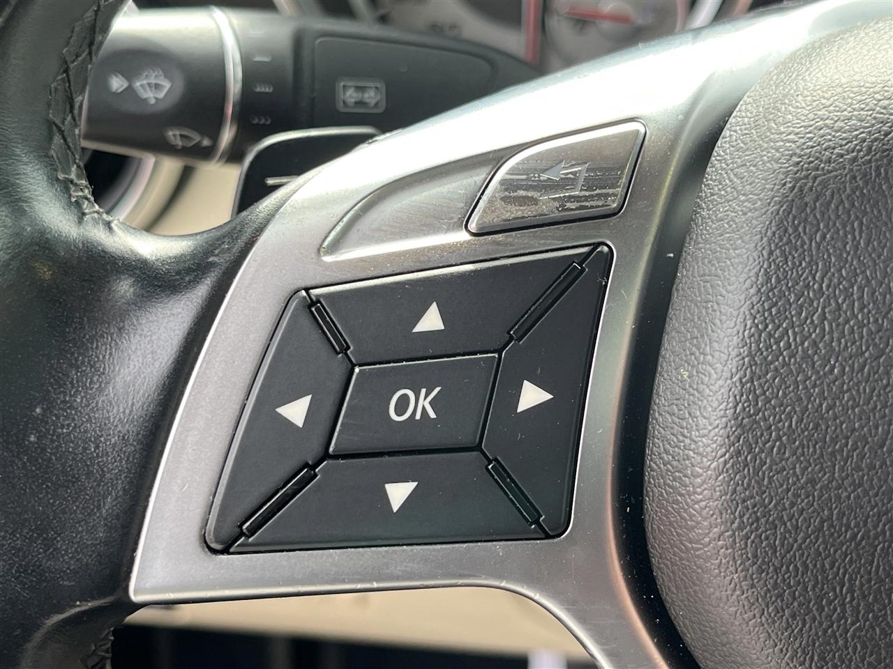 Mercedes-Benz SLK-Class  2015