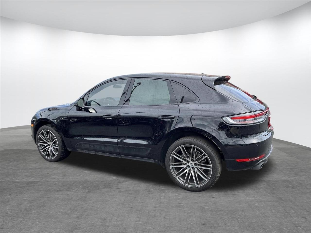Porsche Macan  2020
