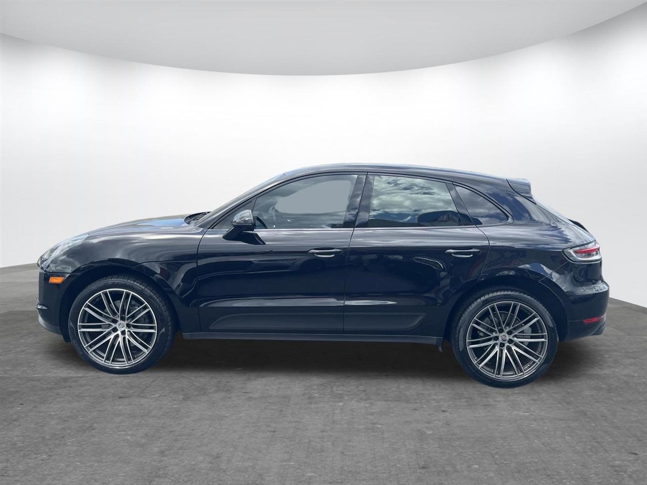 Porsche Macan  2020