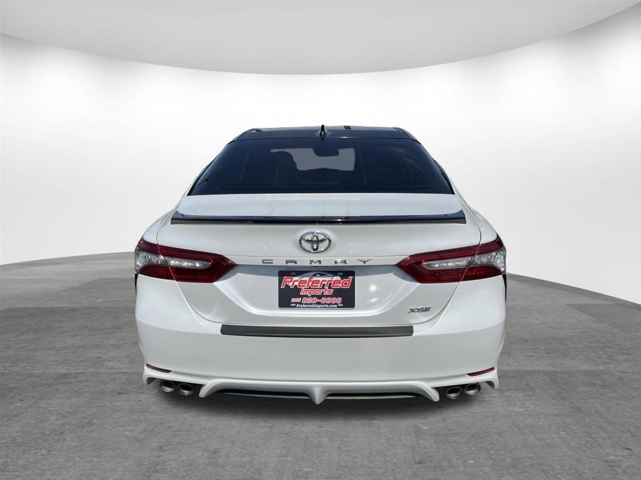 Toyota Camry  2019