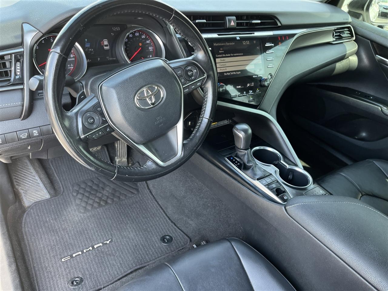 Toyota Camry  2019