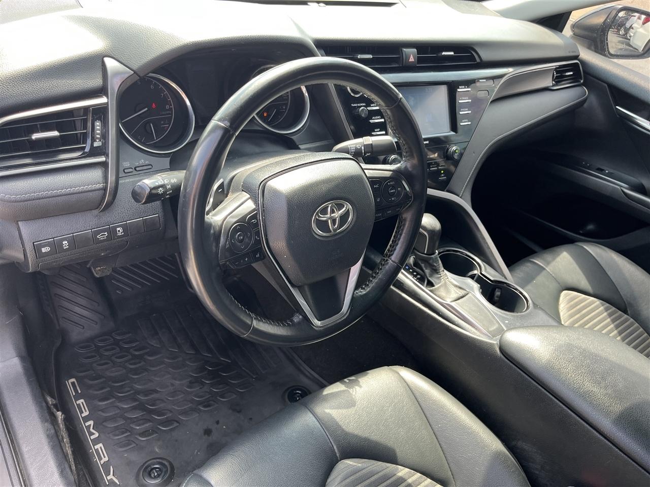 Toyota Camry  2020